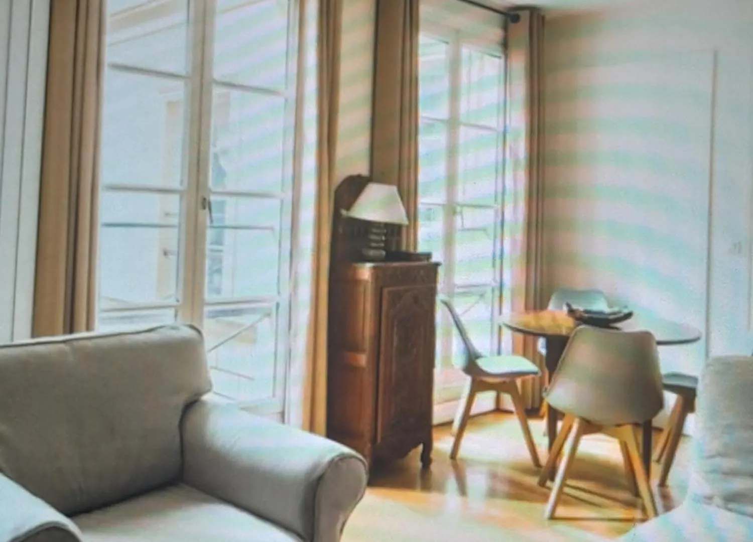 1 Minute Gare Montparnasse , Center, Awsome Place, Close To Eiffel Tour And Louvre Meusm , Front Metro