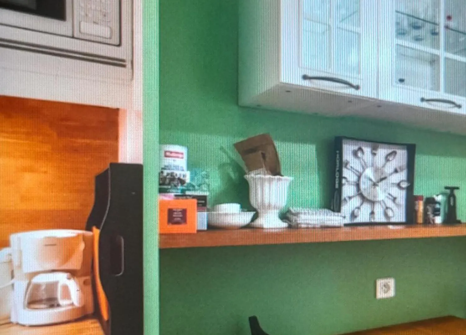 1 Minute Gare Montparnasse , Center, Awsome Place, Close To Eiffel Tour And Louvre Meusm , Front Metro Appartement *