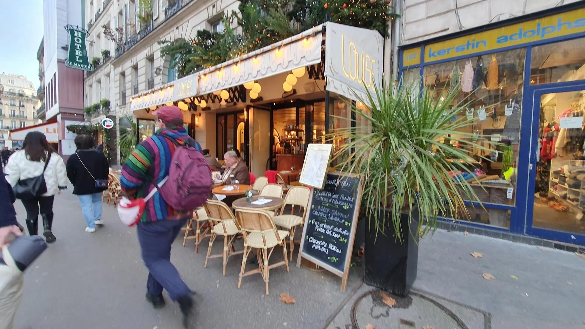 1 Minute Gare Montparnasse , Center, Awsome Place, Close To Eiffel Tour And Louvre Meusm , Front Metro Paris